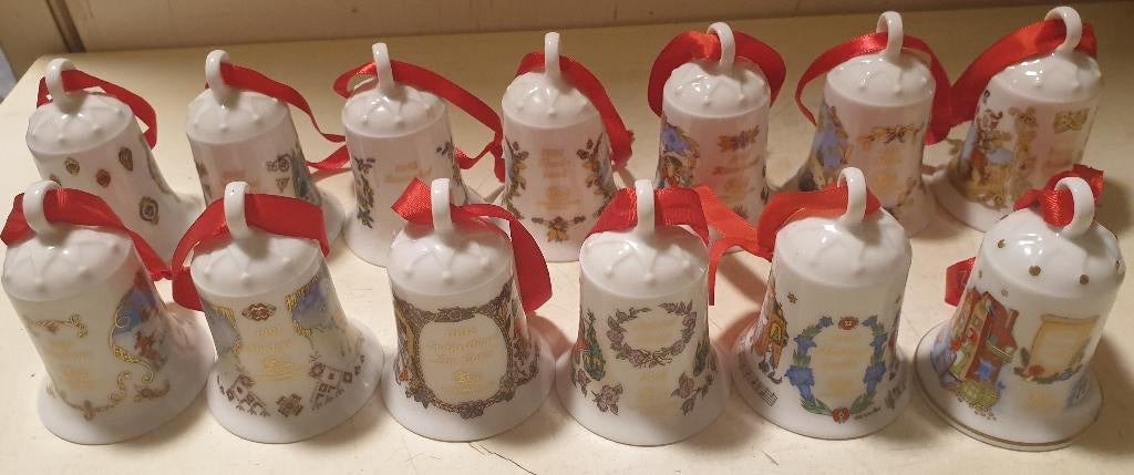 hutschenreuther kerstklokjes / div jaartallen/zonder doosjes, Ophalen of Verzenden, Gebruikt