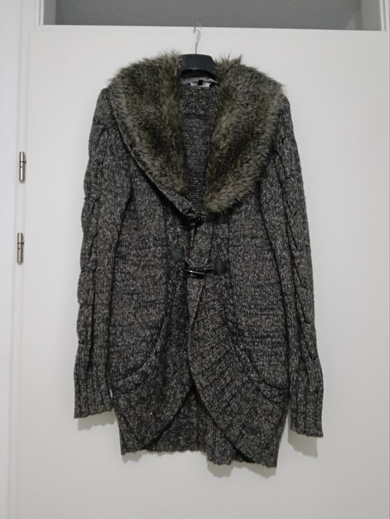 Mooie grijze vest met bontkraag - More & More - Maat M, Kleding | Dames, Maat 38/40 (M), More & More, Ophalen of Verzenden, Zo goed als nieuw