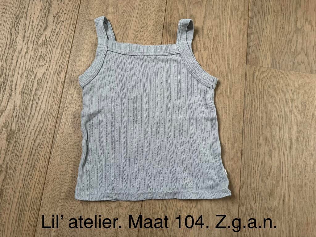 Lil' Atelier Top Maat 104 ZGAN, Ophalen of Verzenden, Zo goed als nieuw, Meisje, Shirt of Longsleeve