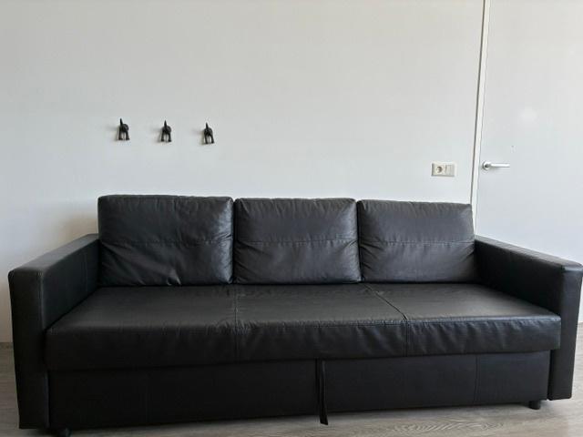 Ikea (Slaap)bank 3 zits, Ophalen, Gebruikt, Modern, zwart, kunstleer, Driepersoons
