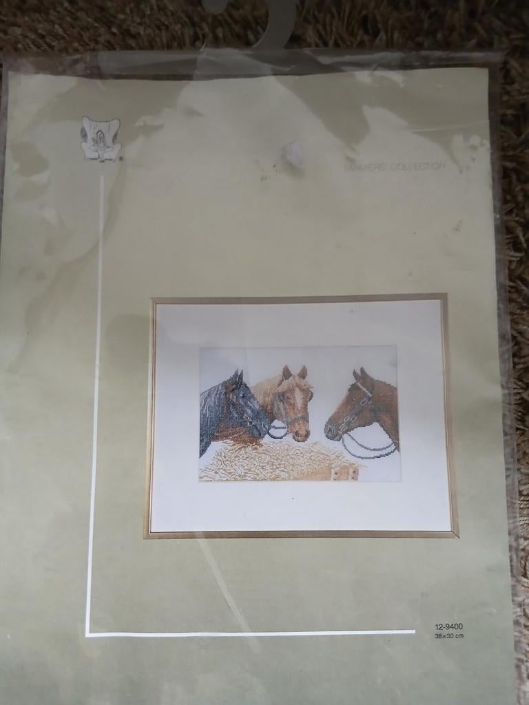 Borduurpakket Paarden - Permin of Copenhagen, Hobby en Vrije tijd, Borduren en Borduurmachines, Ophalen of Verzenden, Gebruikt