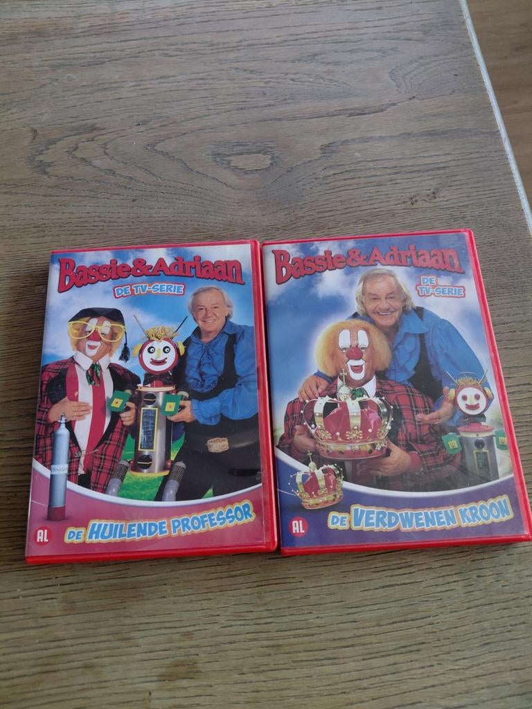 Bassie & Adriaan De Verdwenen Kroon & Huilende Professor dvd, Avontuur, Gebruikt, Alle leeftijden, Ophalen of Verzenden