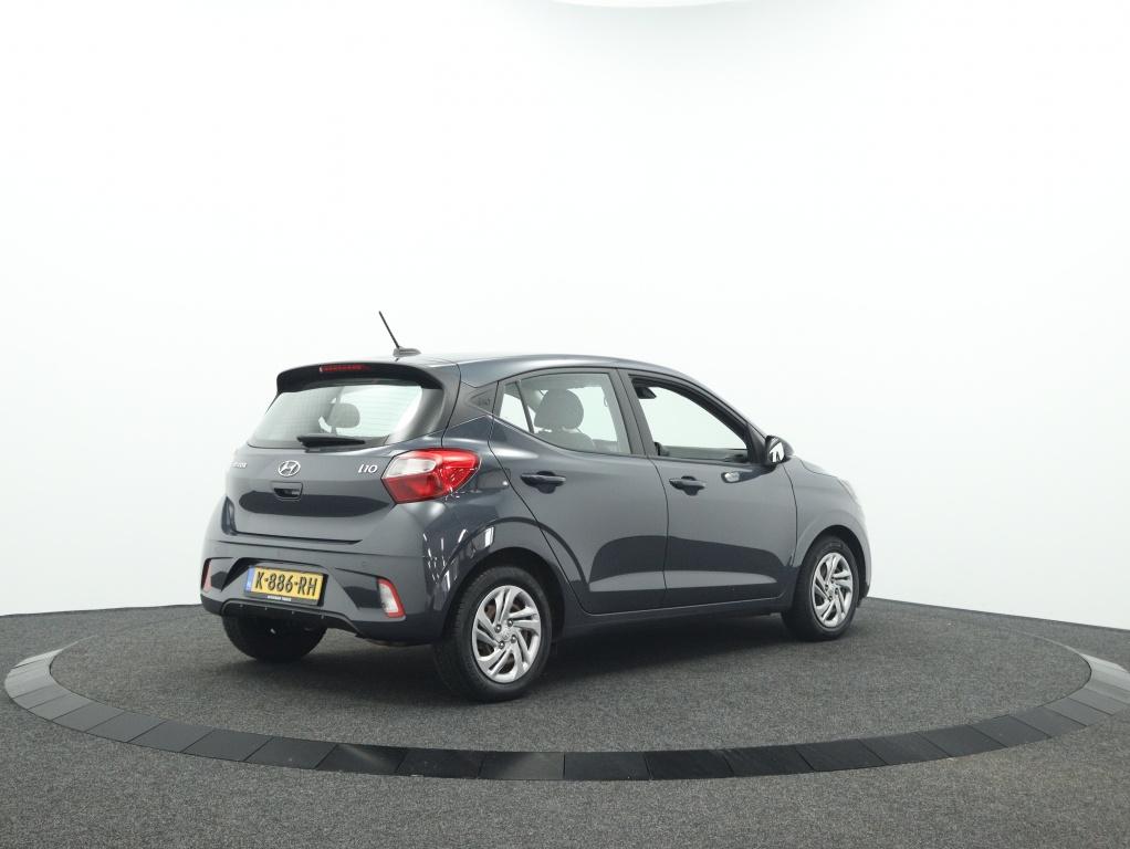 Hyundai i10 1.0 Comfort | All season | Carplay Navigatie | S, Keurmerk '100% Onderhouden', 12 maanden, Stof, Gebruikt