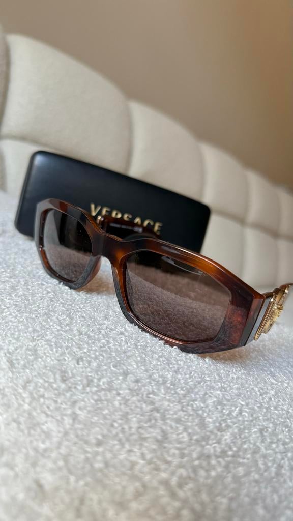 Versace Biggie zonnebril havana, Sieraden, Tassen en Uiterlijk, Zonnebrillen en Brillen | Dames, Zonnebril, Bruin, Gianni Versace