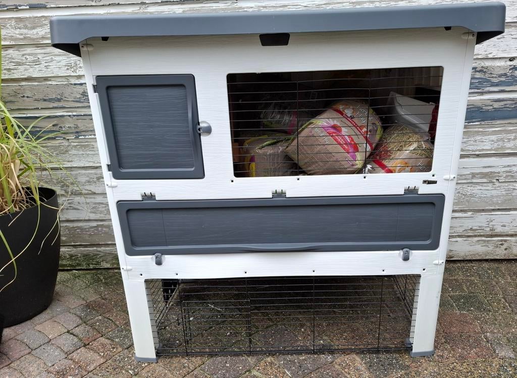 Ferplast konijnen kooi, nog geen jaar oud zgan, Ophalen, Kooi, 110 cm of meer, Zo goed als nieuw