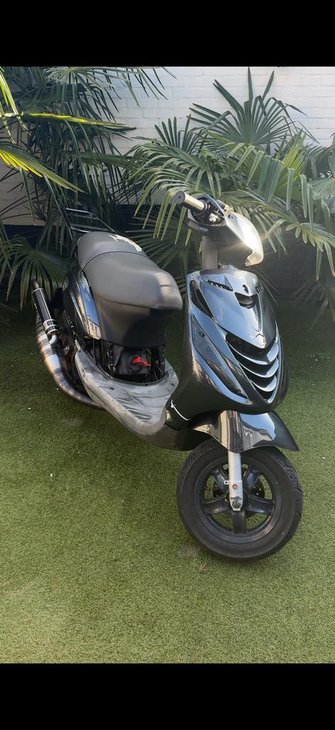 Piaggio zip 172 stage 2, Fietsen en Brommers, Scooters | Piaggio, Ophalen, Zo goed als nieuw, Tweetakt, Zip