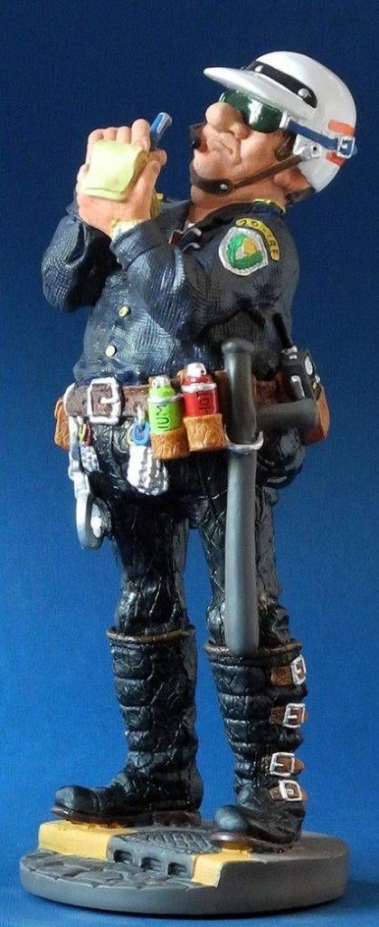 Profisti beeldje Politie agent, Ophalen of Verzenden, Nieuw, Mens