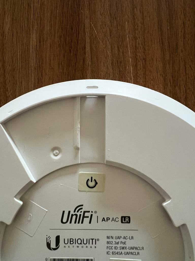 Ubiquiti UniFi AP AC LR Access Point (UAP-AC-LR), Computers en Software, Accesspoints, Ophalen of Verzenden, Gebruikt