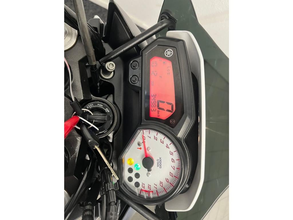 Yamaha FZ 8 ABS (bj 2012) - foto 2