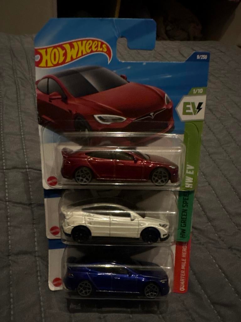Hot Wheels Tesla Set: Model Y, Model S Plaid (3 stuks), Ophalen of Verzenden, Nieuw, Auto, Hot Wheels
