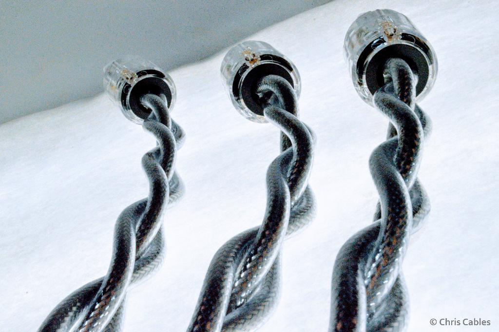 'The Crystal Conductor' audiophile netkabel van Chris Cables, Audio, Tv en Foto, Audiokabels en Televisiekabels, Verzenden, Nieuw