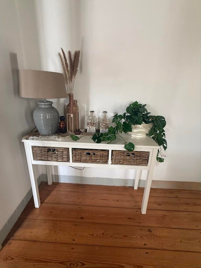 Witte sidetable met rieten manden, Gebruikt, 50 tot 100 cm, 100 tot 150 cm, Ophalen of Verzenden