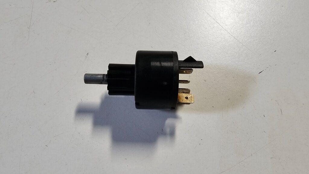 Schakelaar ventilator kachel BMW 3 serie E30  Z3 61311376908, Auto-onderdelen, Gebruikt, -, Ophalen of Verzenden, -