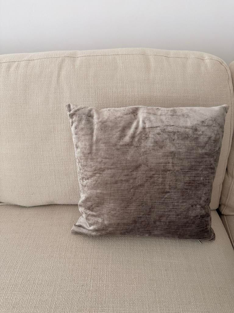 Kussensloop H&M home 2x, Ophalen of Verzenden, Gebruikt, Grijs, Vierkant