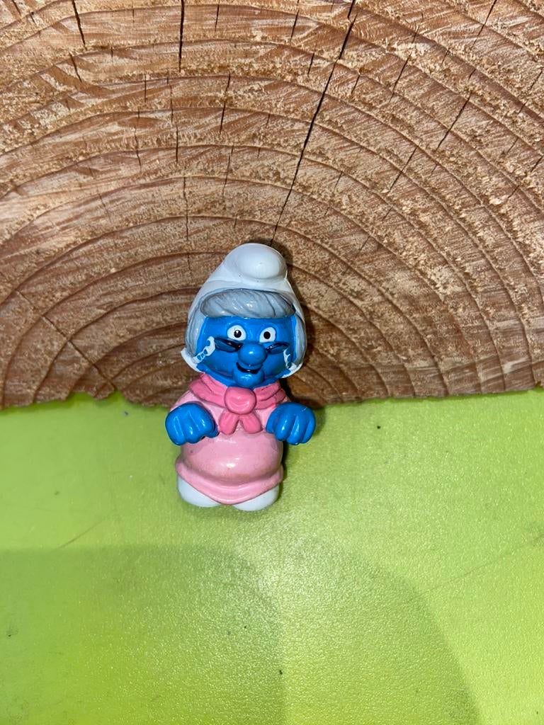 Smurfen oma smurf, Ophalen of Verzenden, Zo goed als nieuw, Verschillende Smurfen