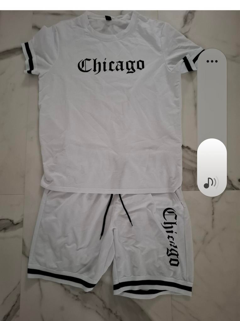 Wit T-shirt en korte broek set met 'Chicago' opdruk, Ophalen of Verzenden