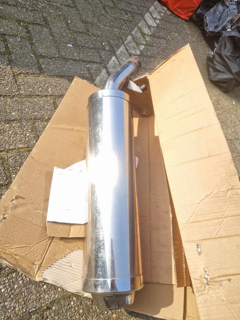 Originele Suzuki Bandit uitlaatdemper in zeer goede staat, Ophalen of Verzenden, Gebruikt