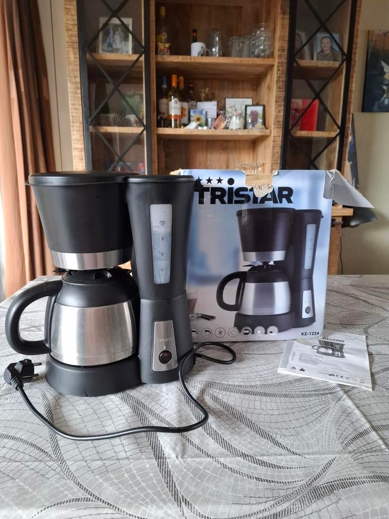 Camping Koffiezetapparaat tristar, 10 kopjes of meer, Ophalen, Zo goed als nieuw, Koffiemachine