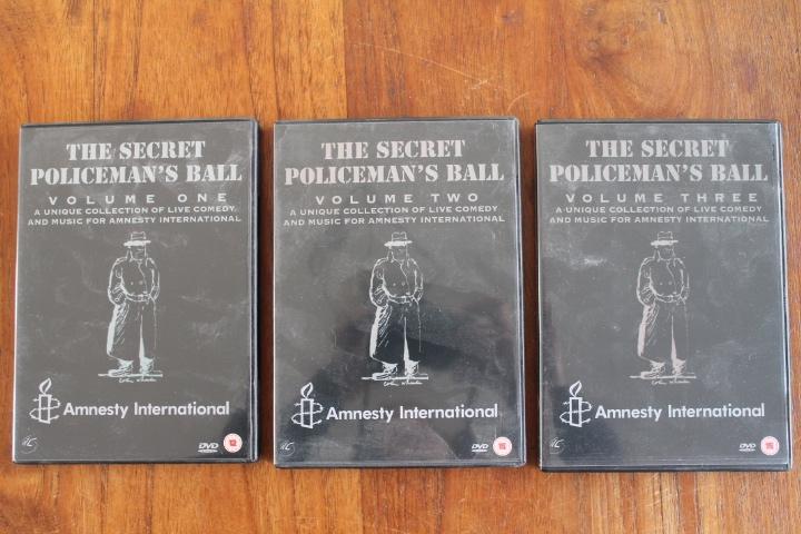 The Secret Policeman's Ball Volume 1-2-3- DVD Amnesty, Alle leeftijden, Ophalen of Verzenden, Gebruikt, Muziek en Concerten