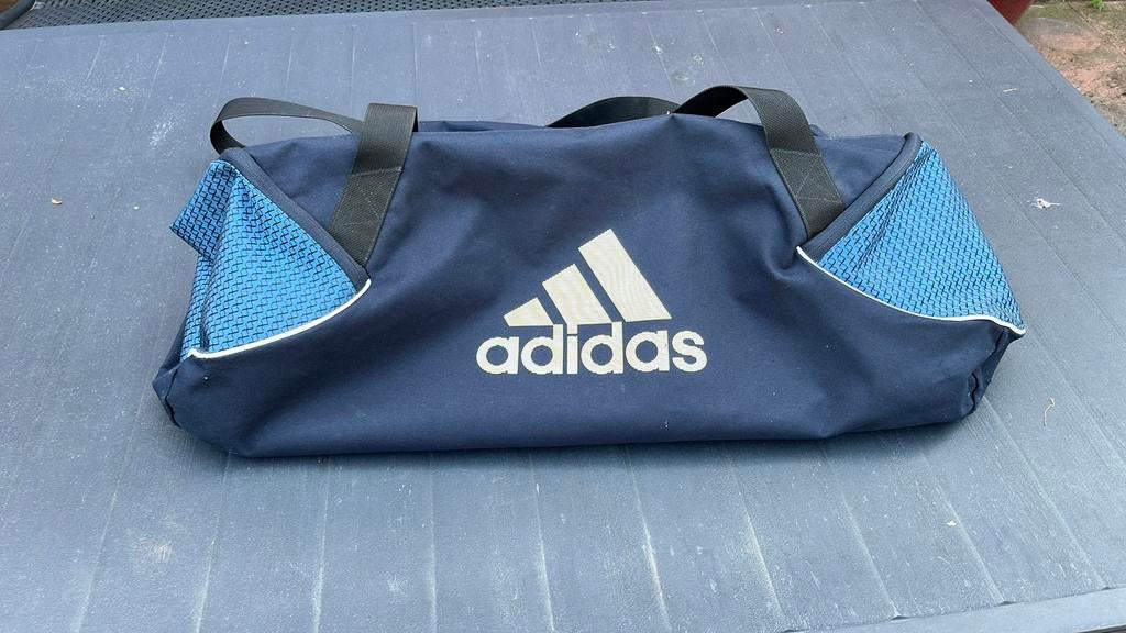 Adidas Reistas, Sieraden, Tassen en Uiterlijk, Tassen | Reistassen en Weekendtassen, Ophalen of Verzenden, Zwart, 30 cm of meer