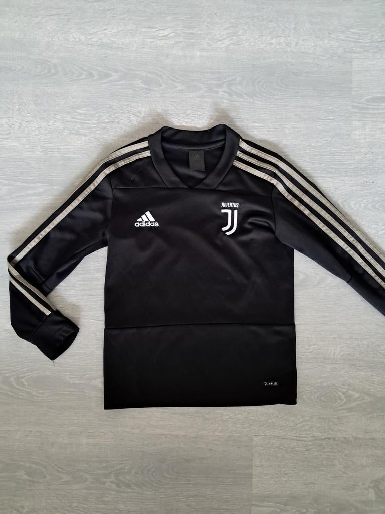 Adidas Juventus shirt longsleeve ongeveer maat 134- jongen, Kinderen en Baby's, Kinderkleding | Maat 134, Ophalen of Verzenden