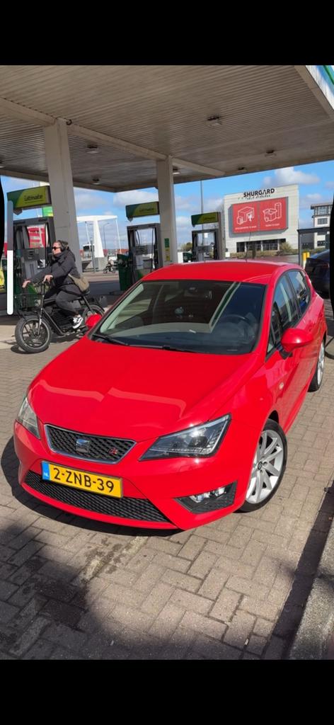 SEAT Ibiza 1.2 TSI 2015 Rood – Nieuwe APK, Auto's, Seat, Voorwielaandrijving, 40 €/maand, 995 kg, Ibiza