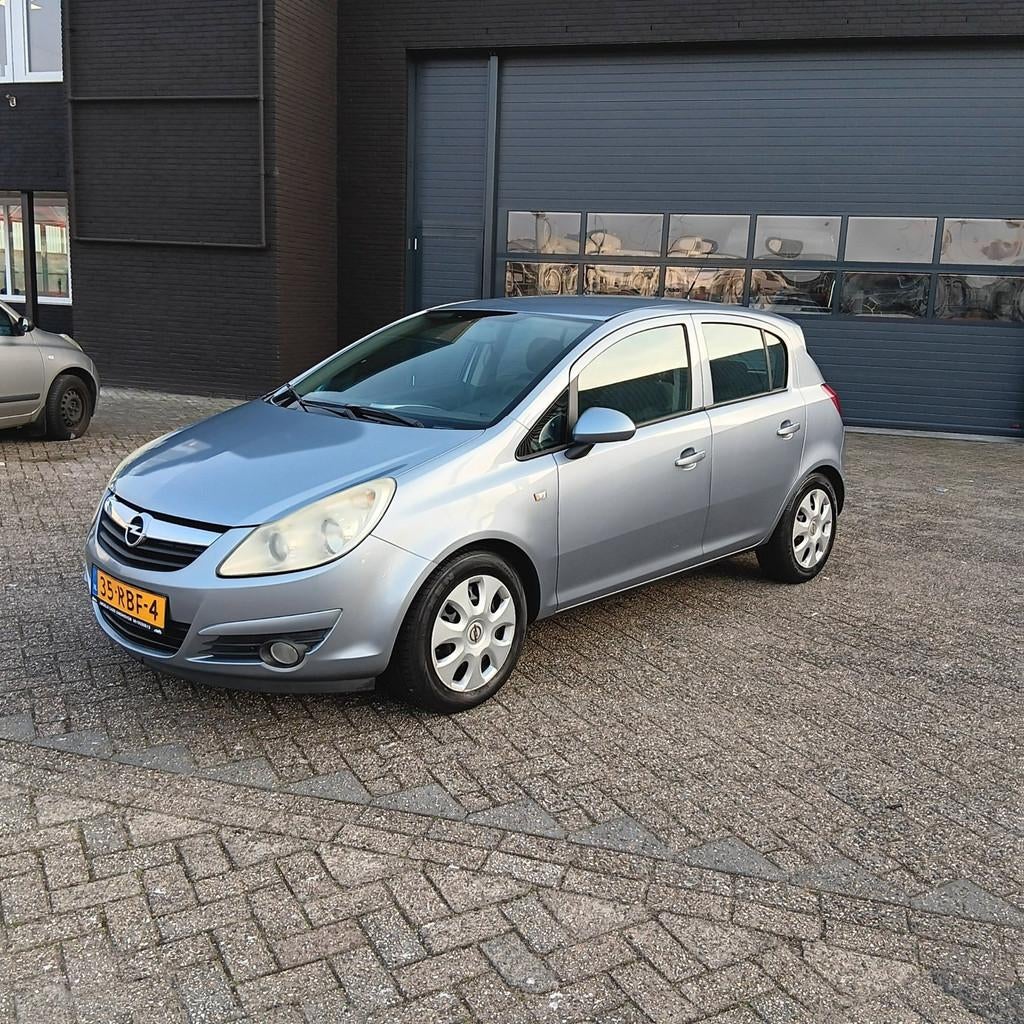 Opel Corsa 1.2-16V Business, Voorwielaandrijving, Gebruikt, 4 cilinders, 1229 cc