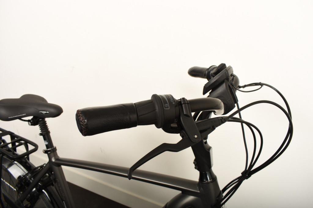 Gazelle Grenoble C380 500WH Heren Eclips Black Matt 57cm 202, Gebruikt, -, - 0
-, NL, -