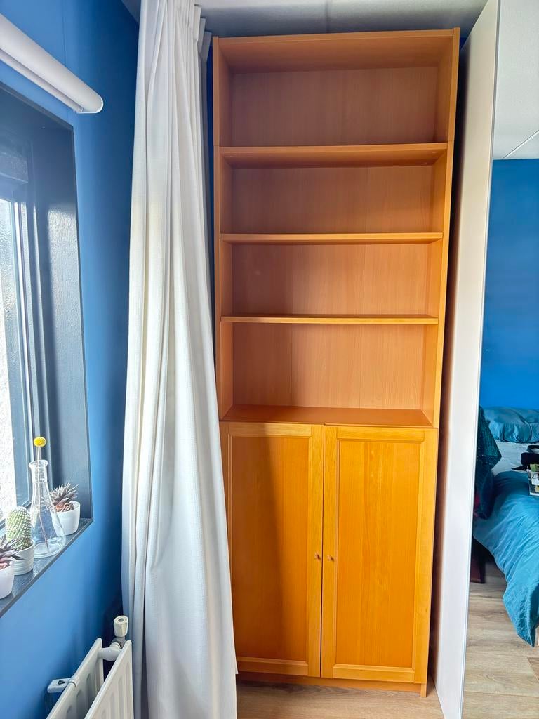 Billy boekenkast met deuren, beukenkleur, Huis en Inrichting, Kasten | Boekenkasten, Ophalen, Gebruikt, 200 cm of meer, 50 tot 100 cm