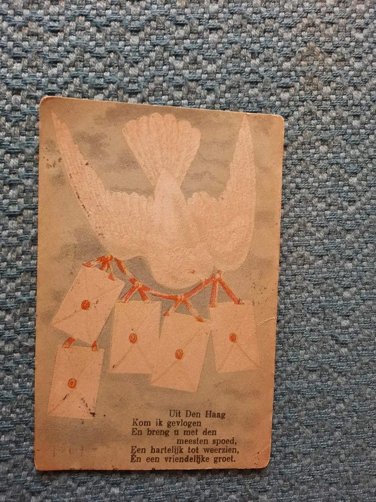 Oude Ansichtkaart: Duif met Brieven uit Den Haag, Ophalen of Verzenden, Voor 1920, Gelopen