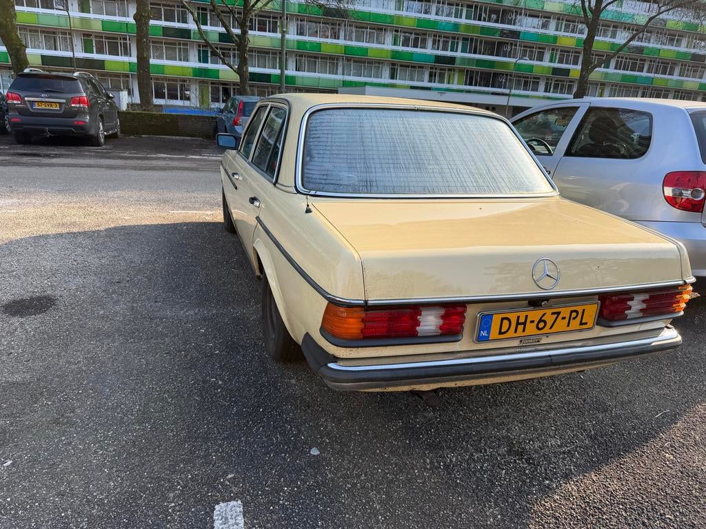 Mercedes-Benz 200-Serie 2.0 200 1978, Origineel Nederlands, Handgeschakeld, 200-Serie, Overige kleuren