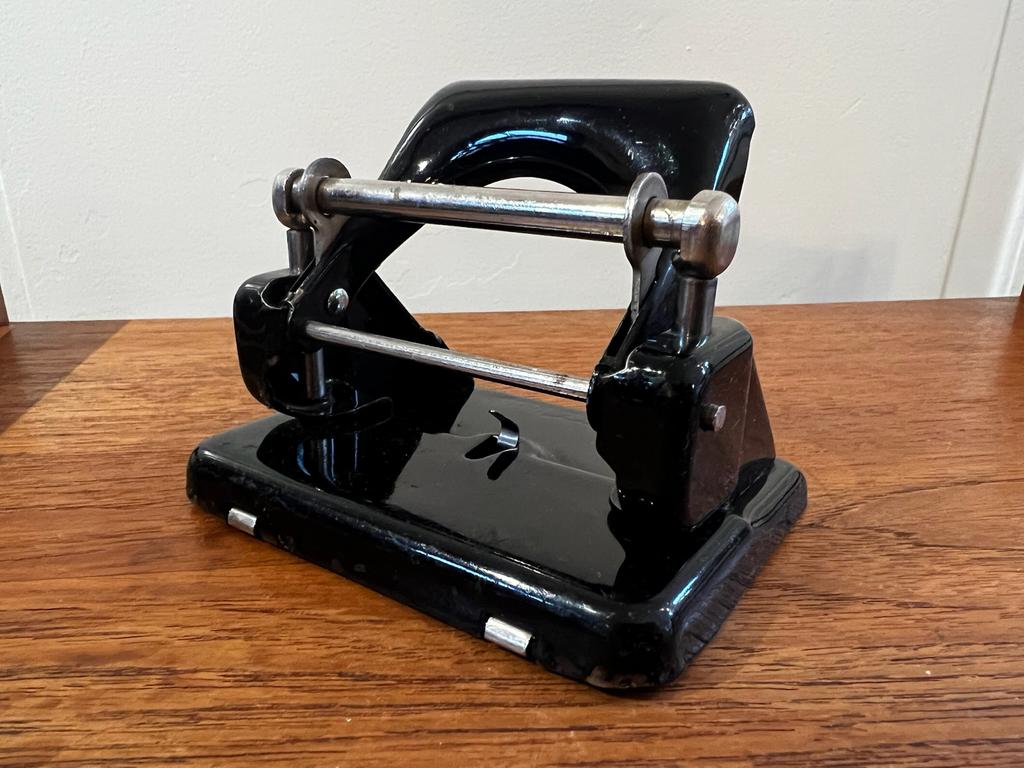 Mooie vintage perforator Leitz, Diversen, Ophalen of Verzenden, Zo goed als nieuw