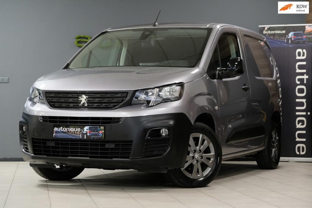 Peugeot Partner 1.2 PureTech *64dkm* |Distributieriem Vernie, Voorwielaandrijving, Lichtsensor, Gebruikt, Zwart