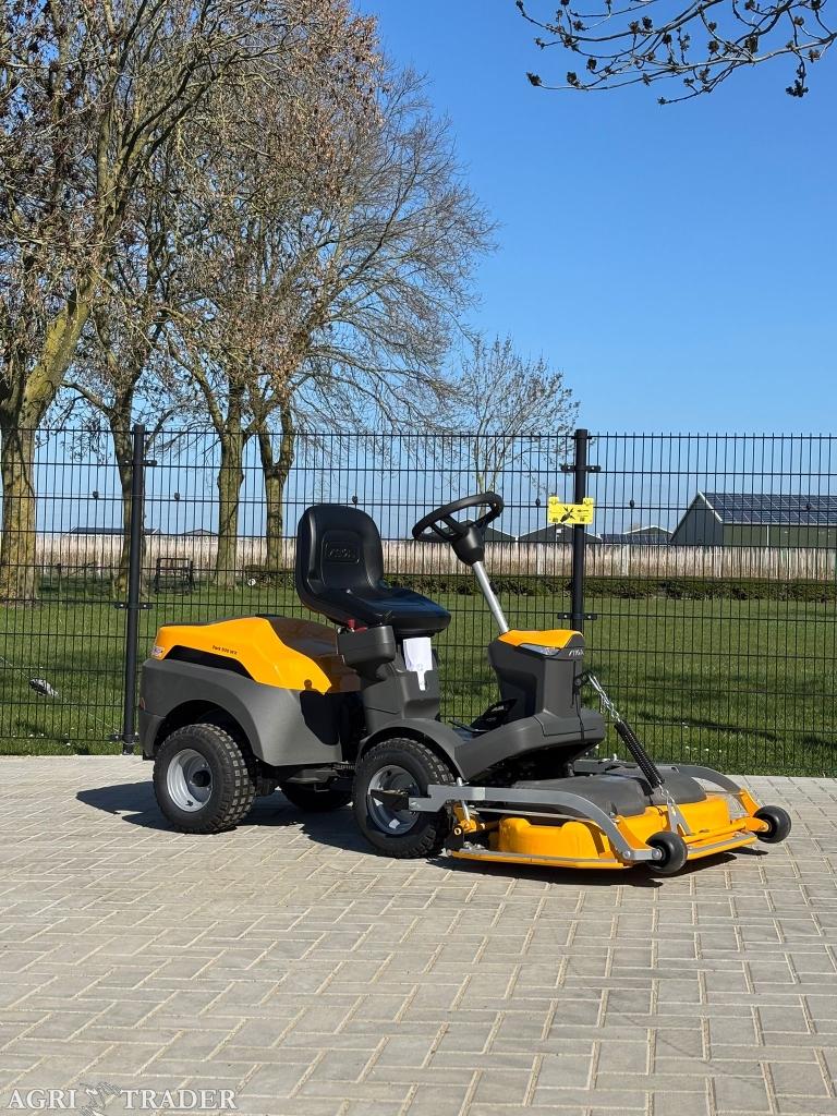Stiga park 500wx 4 wiel drive demo !, Tuin en Terras, Zitmaaiers, -, Niet opgegeven, Ophalen of Verzenden, Zo goed als nieuw