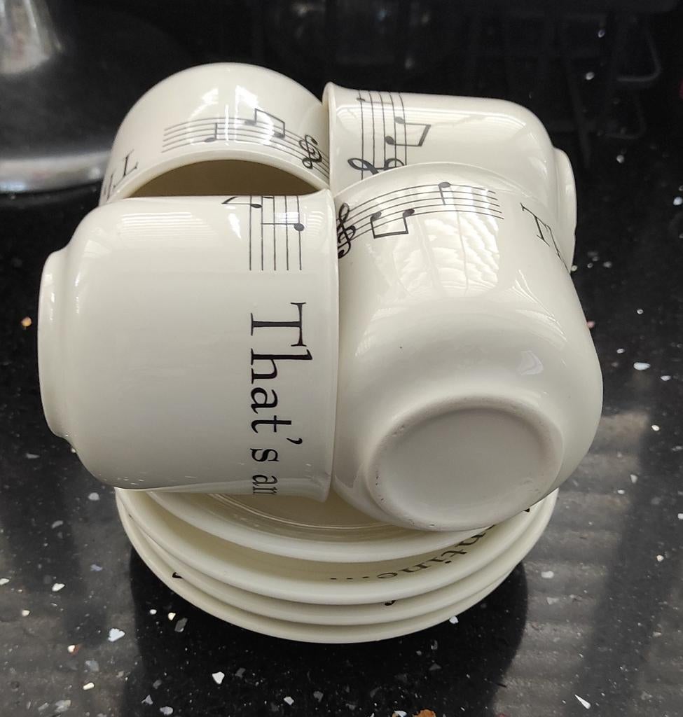 Riviera Maison koffie kopjes en schotels - Oude collectie, Huis en Inrichting, Gebruikt, Keramiek, Ophalen of Verzenden, Overige stijlen