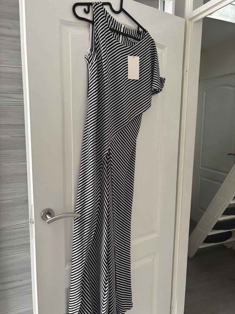 Zwart-wit gestreepte jumpsuit voor dames, Kleding | Dames, Jumpsuits, Nieuw, Maat 38/40 (M), Zwart, Ophalen of Verzenden