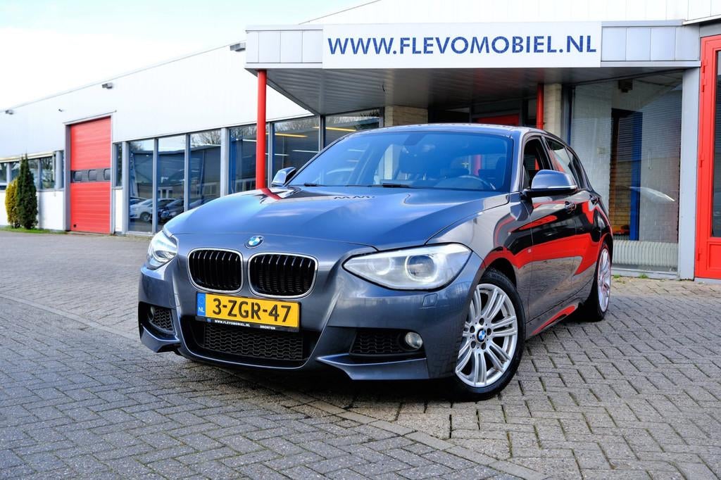 BMW 1-serie 116i M Sport Navi|Sportstoelen|Clima|LMV|Xenon, 1-Serie, Gebruikt, Euro 6, 4 cilinders