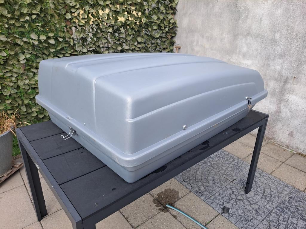 Dakkoffer Karrite, Ophalen