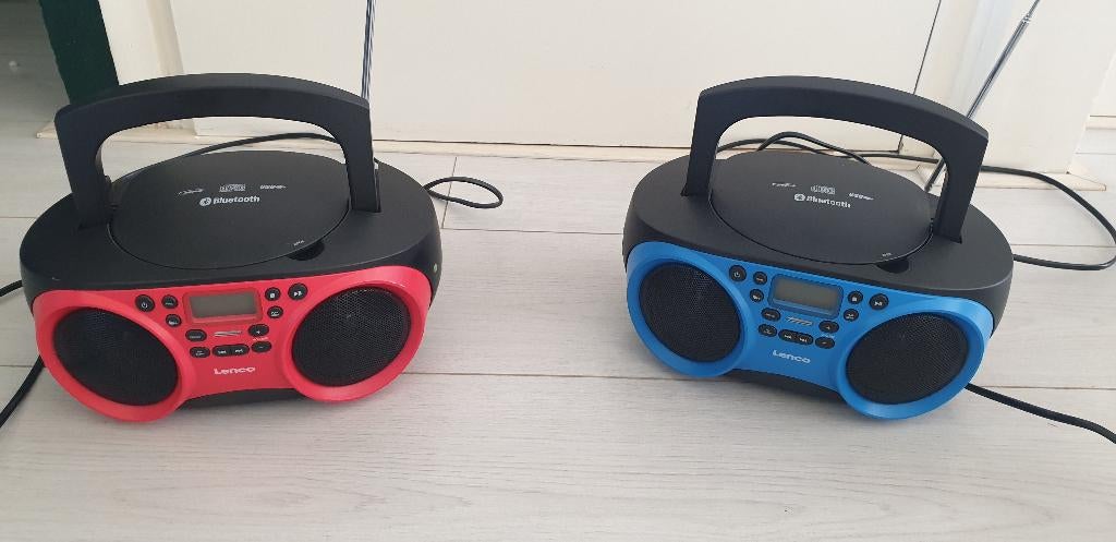 cd speler met radio en bluetooth, Ophalen, Zo goed als nieuw