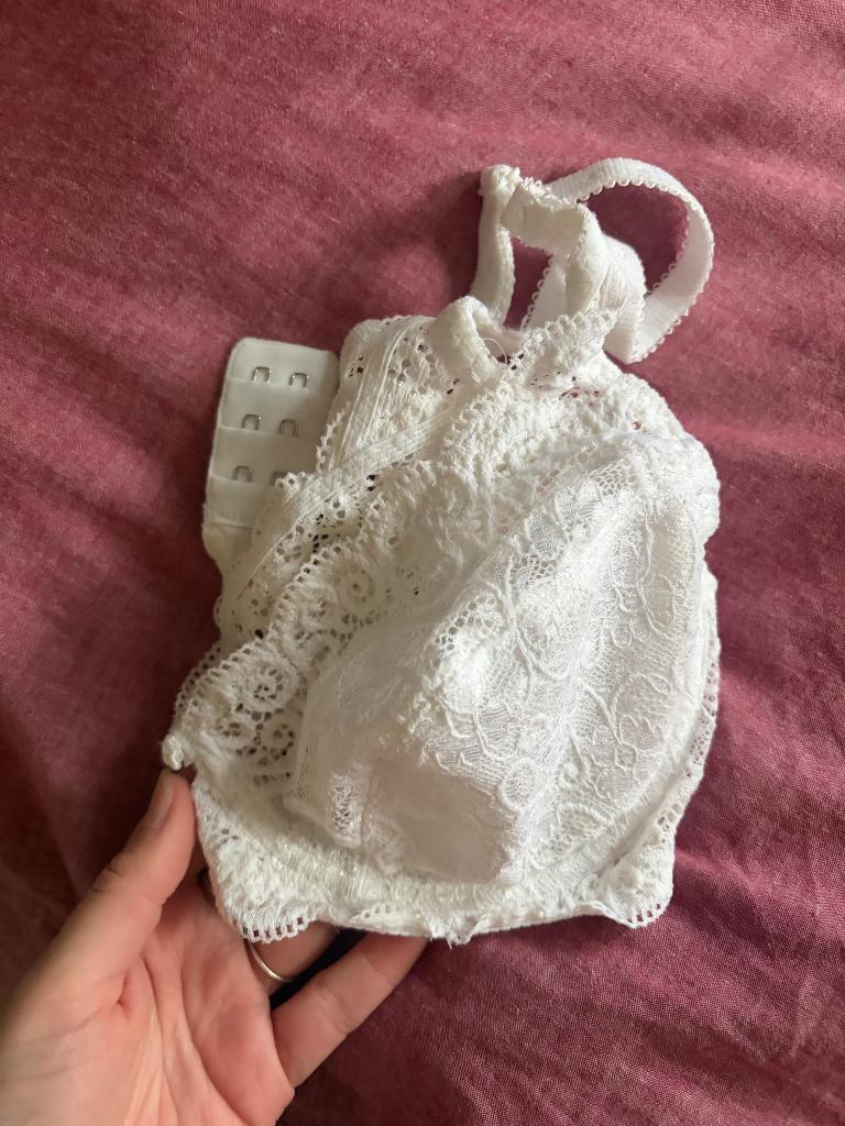 Triumph BH in heel goede staat, Triumph, Ophalen, Wit, BH