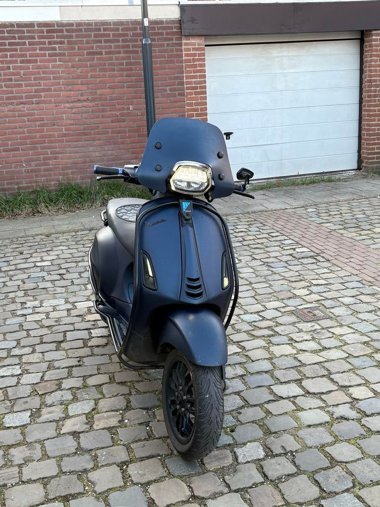 Vespa Sprint 2020 80cc matdonkerblauw, Fietsen en Brommers, Scooters | Vespa, Ophalen, Gebruikt, Maximaal 45 km/u, Vespa S