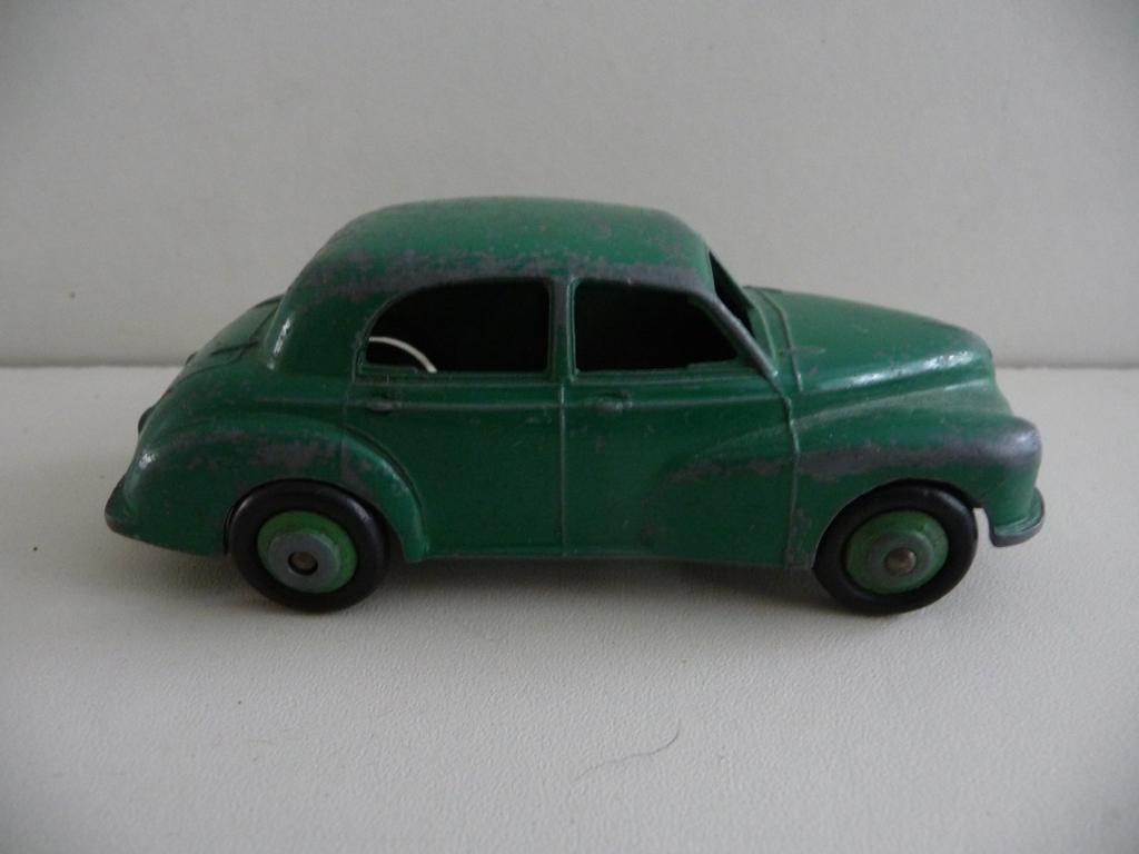 DINKY TOYS - MORRIS OXFORD - made in England, 50-er jrn., Ophalen of Verzenden, Gebruikt, Auto, Dinky Toys