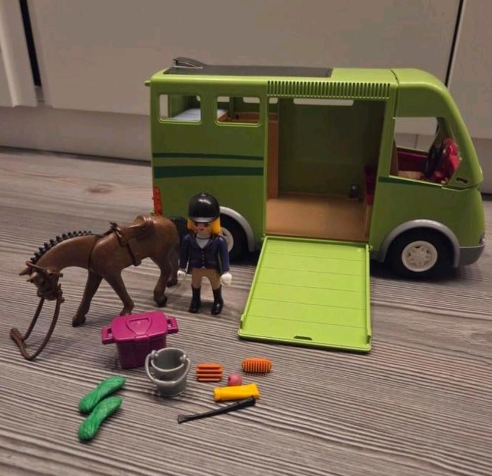 Playmobil 6928 Paardenvrachtwagen met accessoires, Ophalen, Gebruikt, Complete set