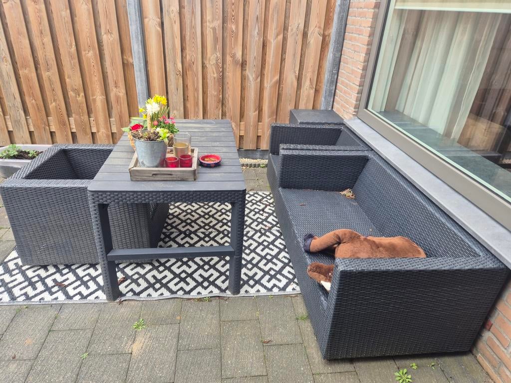 Zwarte loungeset met eettafel, Ophalen, Wicker, Bank