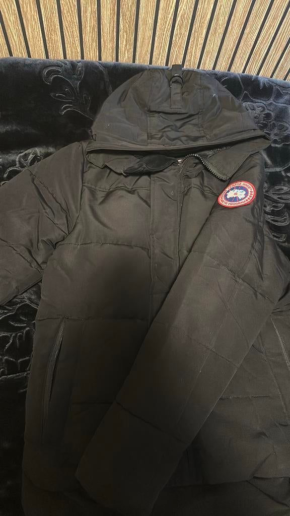 Canada goose jas zo goed als nieuwe maat S, Kleding | Heren, Jassen | Winter, Ophalen of Verzenden, Zo goed als nieuw, Zwart