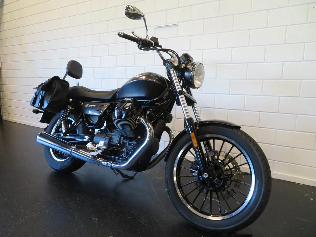 Moto Guzzi V9 ROAMER SUPER NETJES CHOPPER TOP € 8.450,00 - foto 2