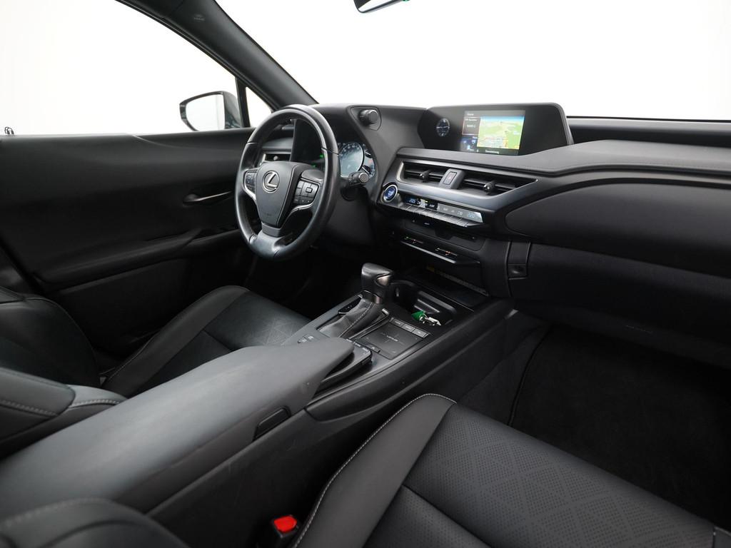 Lexus UX 250h Luxury Line | Leder | Zondag Open!, 12 maanden, Gebruikt, 4 cilinders, Leder