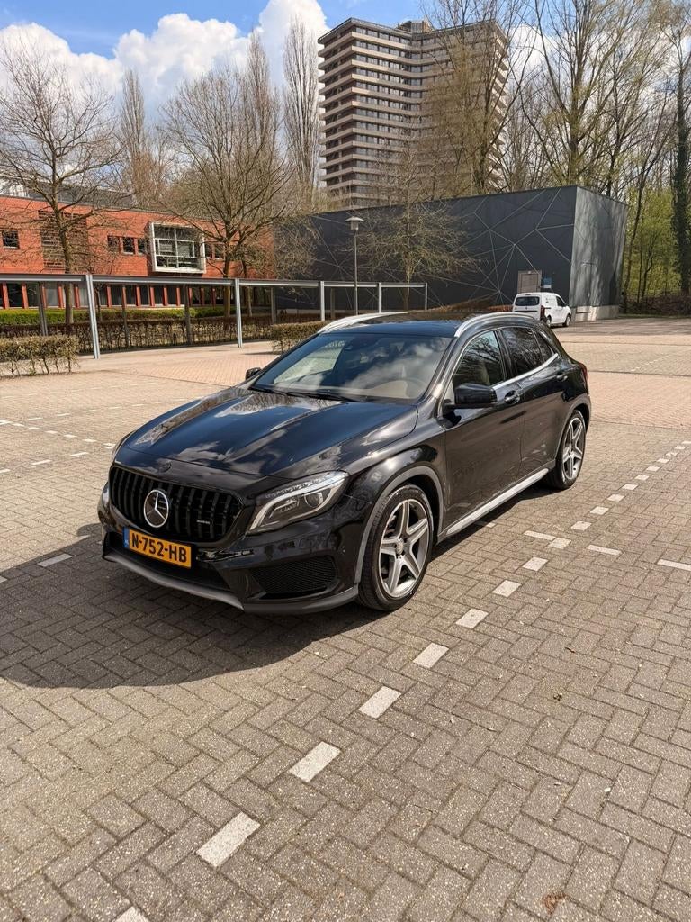 Mercedes-Benz GLA Gla250 4MATIC Zwart, Automaat, 15 km/l, 1800 kg, 4 cilinders
