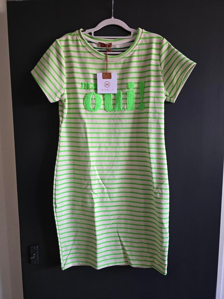 Nieuwe jurk Mooij 38 40 42 neon groen, Kleding | Dames, Jurken, Maat 38/40 (M), Nieuw, Ophalen of Verzenden, Onder de knie
