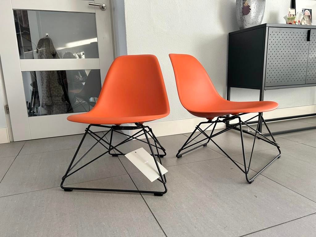 2x Vitra Eames cat’s cradle lsr stoel rusty orange / zwart, Vitra, Overige kleuren, Nieuw, Ophalen of Verzenden